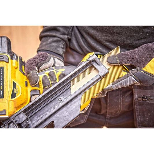 DeWALT 18V XR® Sequential Framing Nailer - Bare Unit DCN950N-XJ