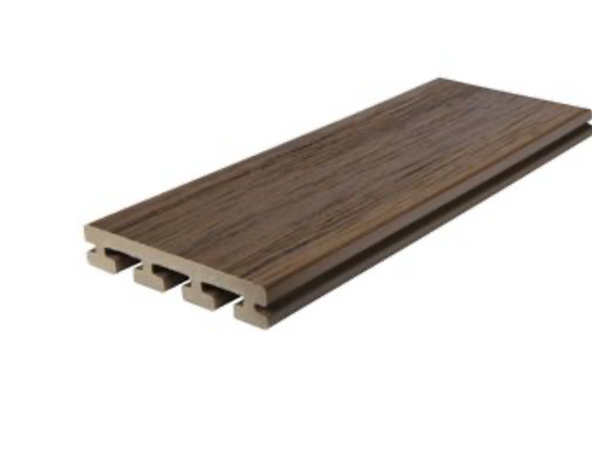 135 x 25mm I-Series Grooved Composite Decking – Tiger Cove (5.4m)